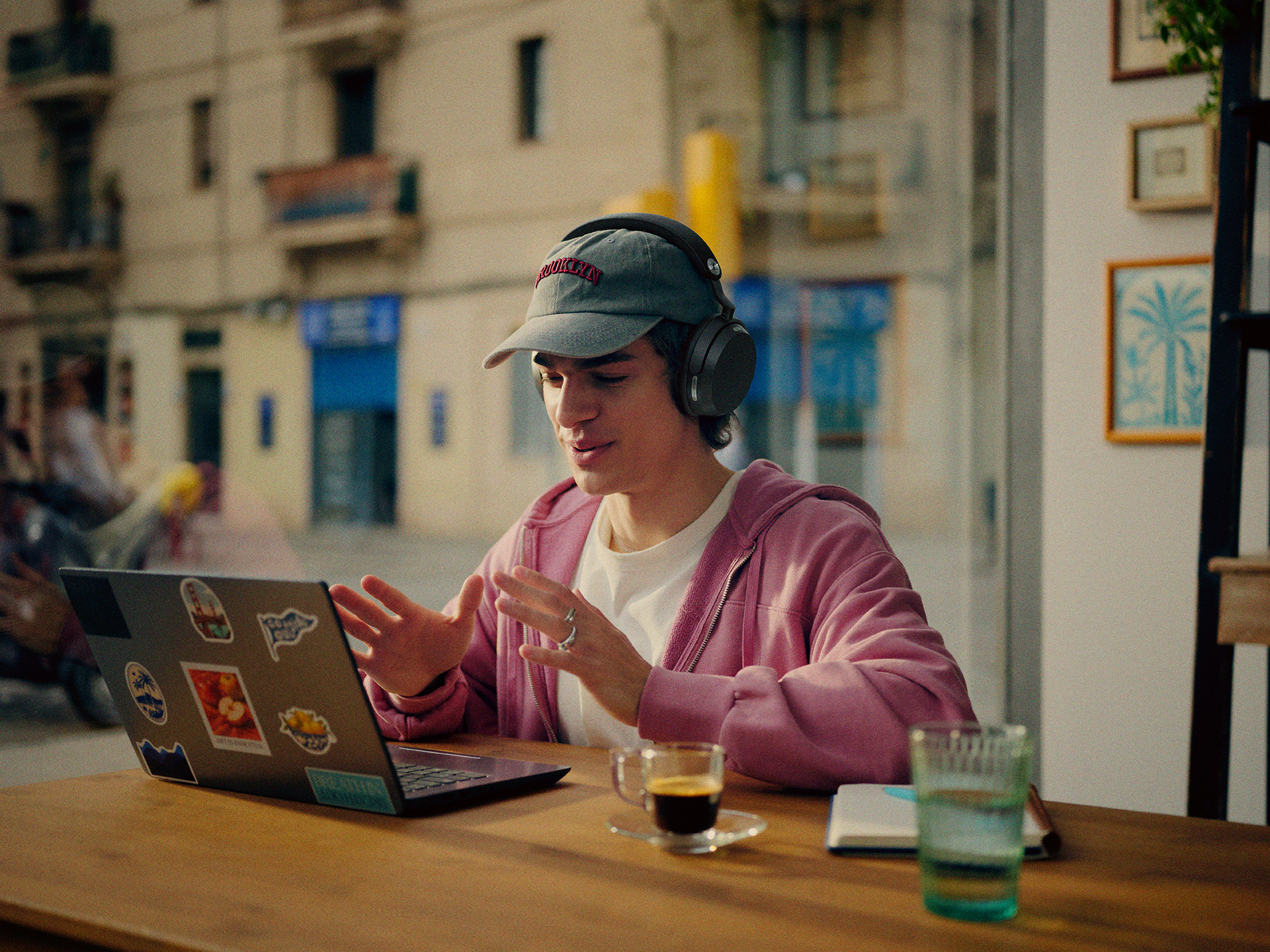 MOMENTUM 5 Wireless boasts up to 3x more effective ANC against ambient voices 